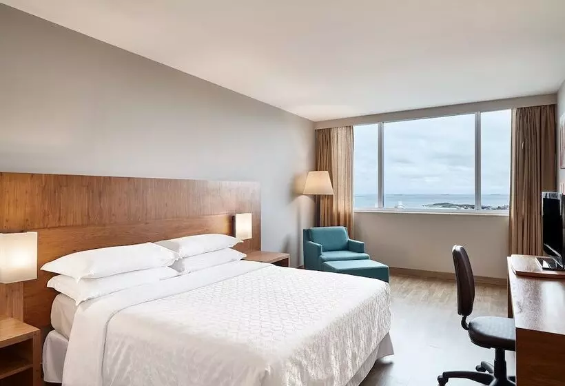 اتاق لوکس با چشم‌انداز دریا, Sheraton Vitoria