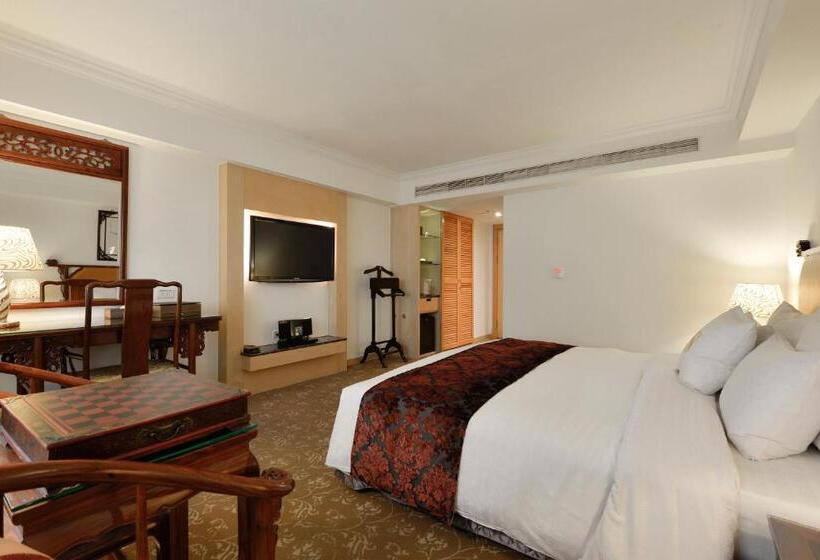 Executive Room, Sunshine