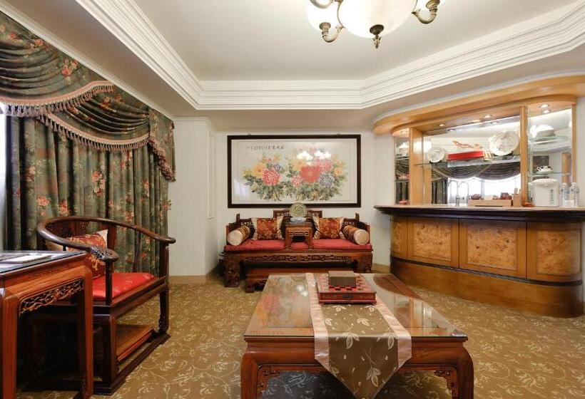 Deluxe Suite, Sunshine