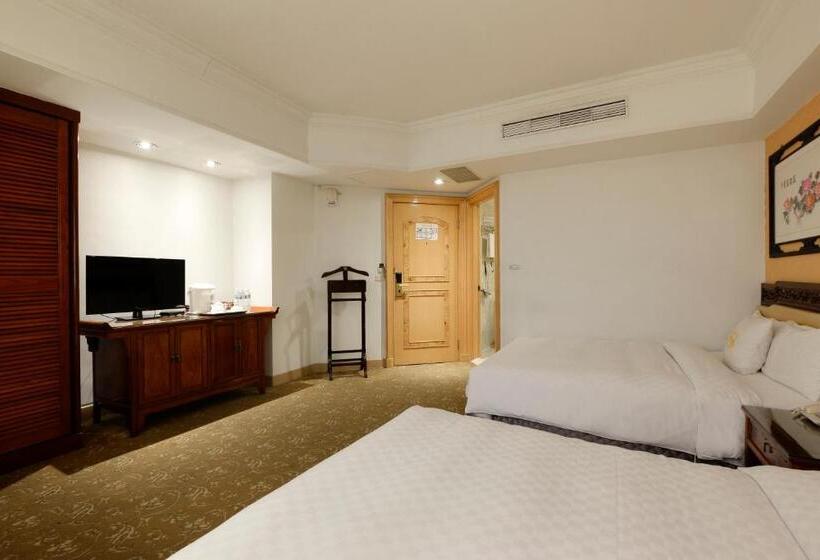 Deluxe Quadruple Room, Sunshine