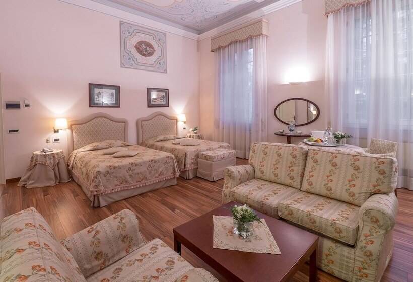 غرفة قياسية ثلاثية, Villa Revedin