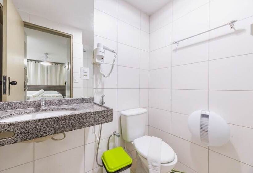 غرفة قياسية, Vistamar