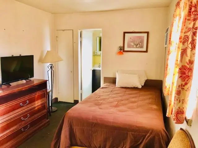 اتاق عادی, Guest Ranch Motel