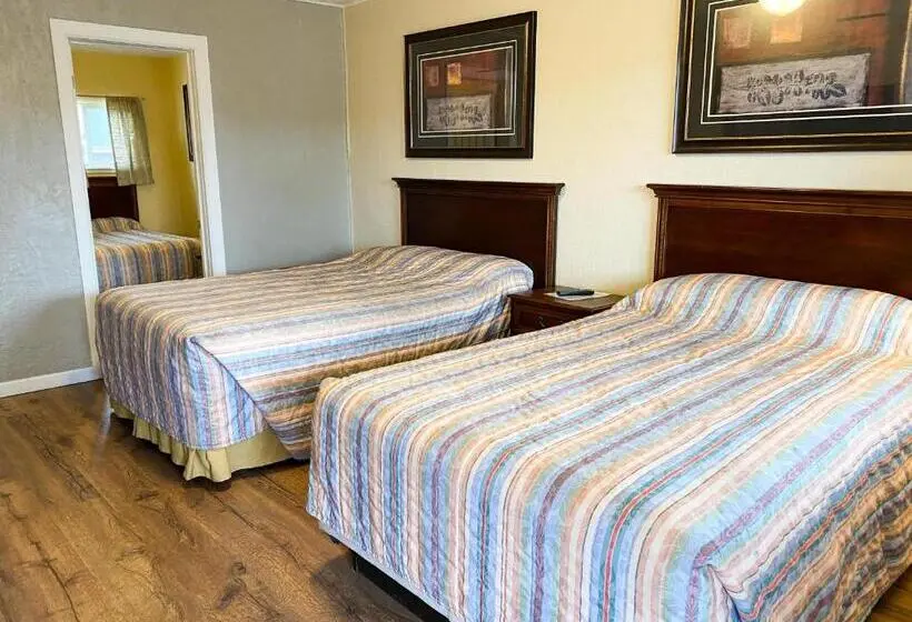 اتاق لوکس, Guest Ranch Motel