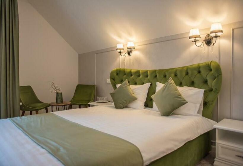 バルコニー付きデラックスルーム, Boga Rooms