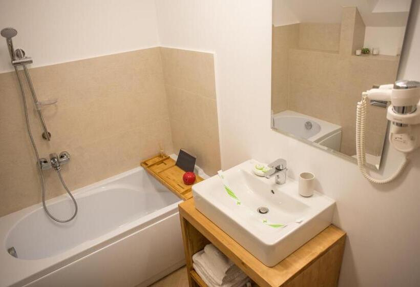 1ベッドルームのデラックスアパートメント, Boga Rooms