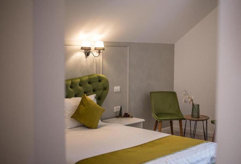 バルコニー付きデラックスルーム, Boga Rooms