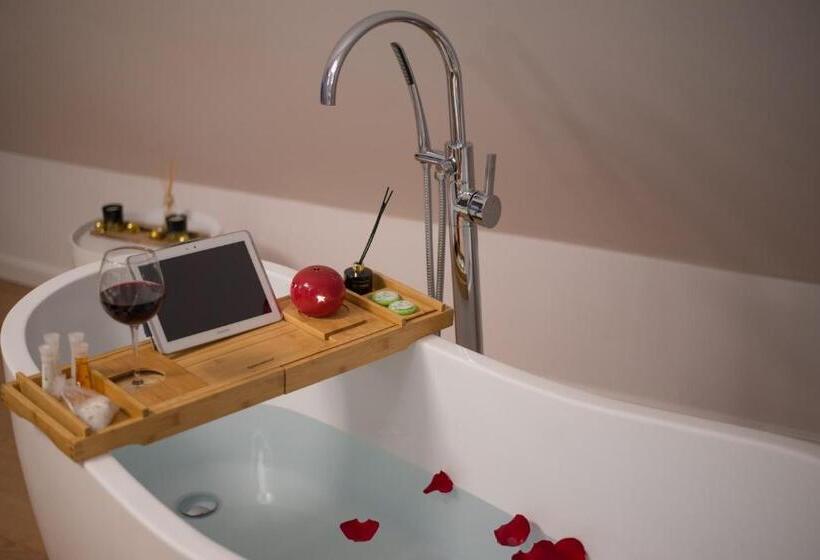 デラックスルーム, Boga Rooms