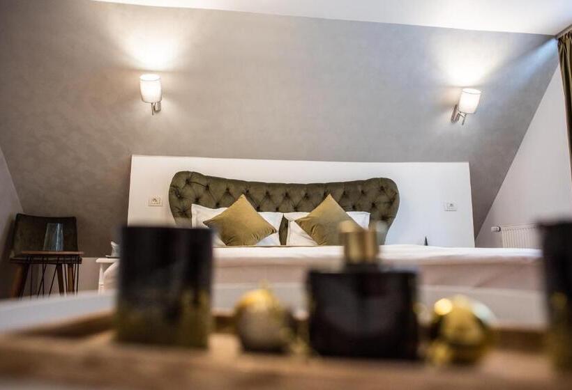 デラックスルーム, Boga Rooms