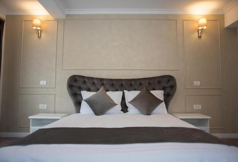 バルコニー付きデラックスルーム, Boga Rooms