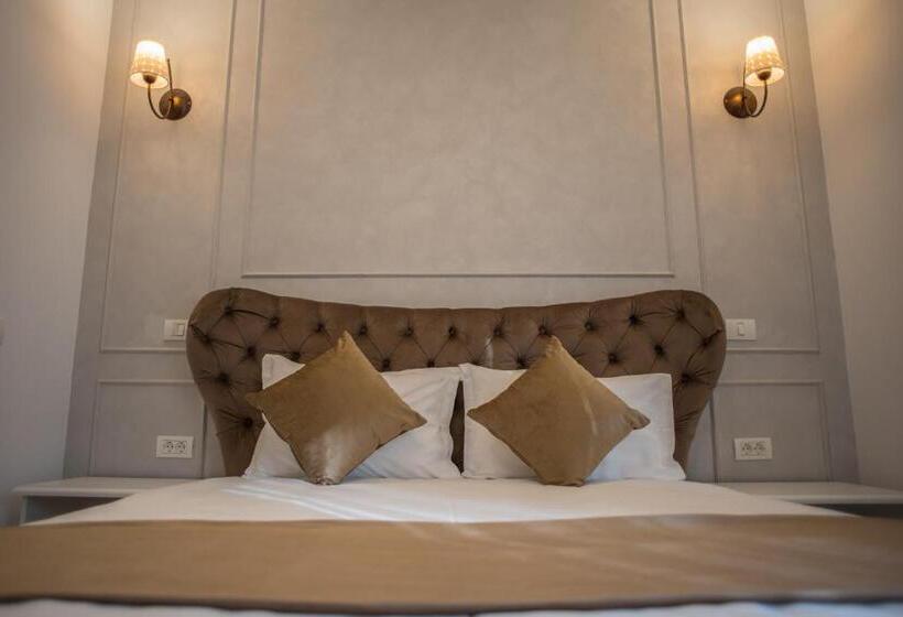 バルコニー付きデラックスルーム, Boga Rooms