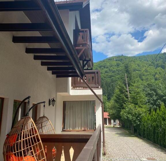 バルコニー付きデラックスルーム, Boga Rooms