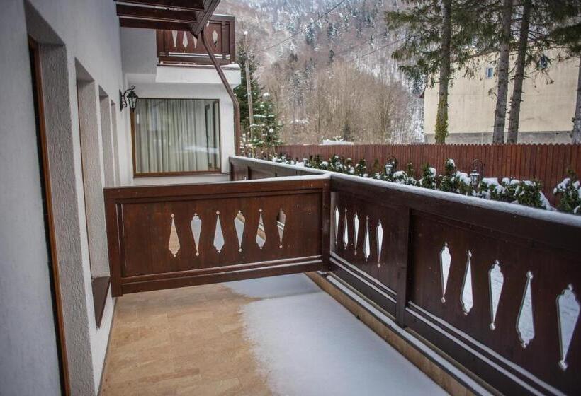 バルコニー付きデラックスルーム, Boga Rooms