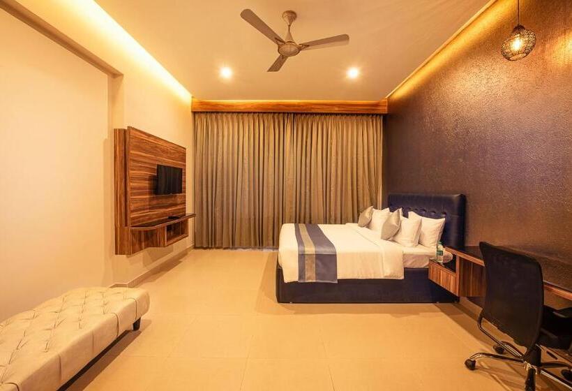 סוויטה אקזקיוטיב, Hometown Galleria Manipal