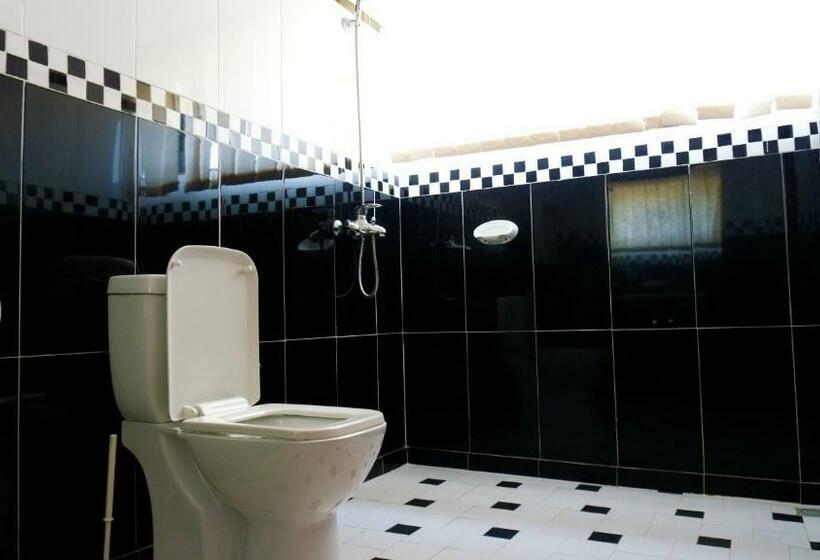 سوئیت پرزیدنت, Millenium Popo Beach