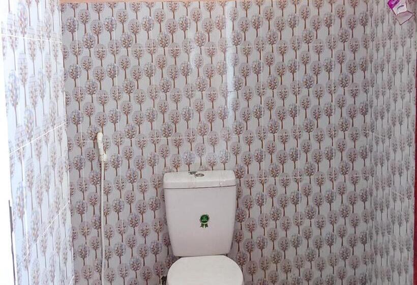 غرفة سوبيريور, Reddoorz Near Reremi Pemancar Manokwari