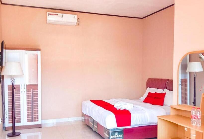 חדר סופריור, Reddoorz Near Reremi Pemancar Manokwari