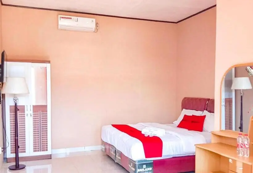 اتاق سوپریور, Reddoorz Near Reremi Pemancar Manokwari