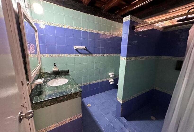 ジュニアスイート, Rosario Eco