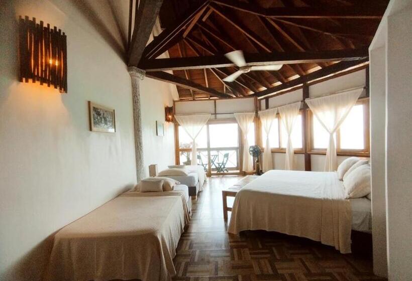 ルームシェアのワンベッド, Rosario Eco