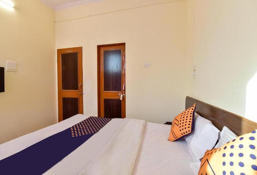 غرفة كلاسيكية ثلاثية, Vaccinated Staff  Spot On Jai1267  Taj Inn