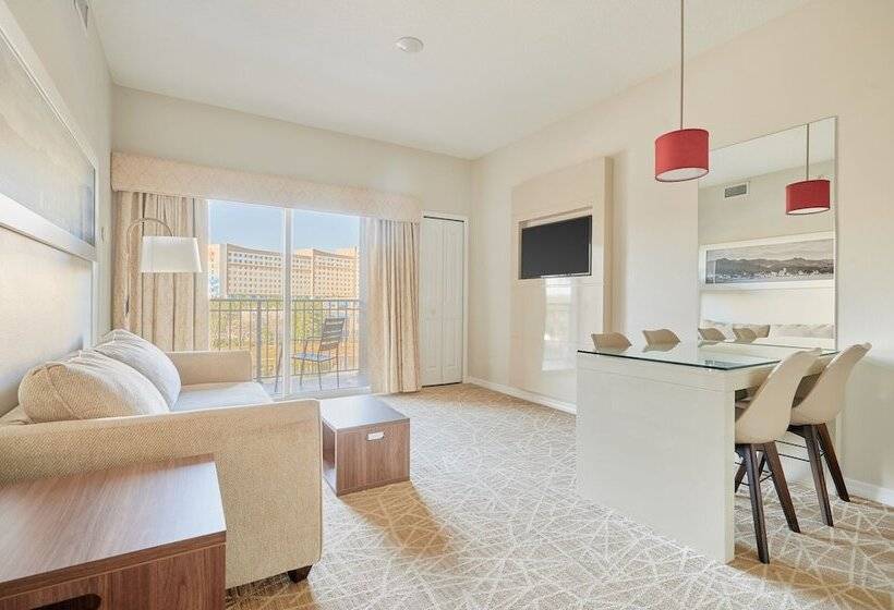 Suite com Varanda, Sonder At The Point