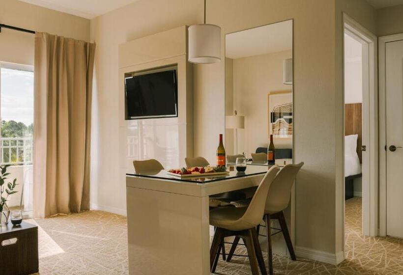 Suite com Varanda, Sonder At The Point