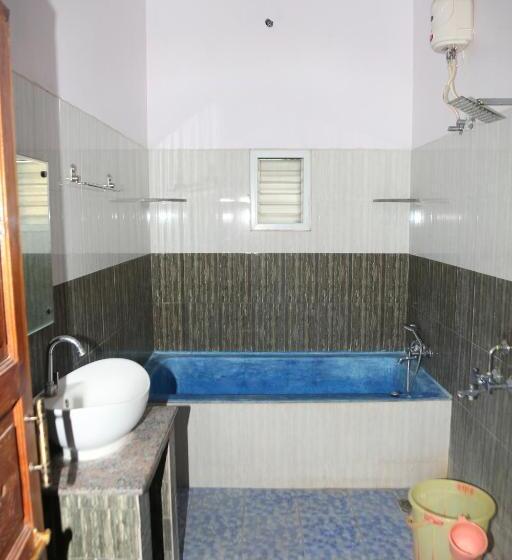 استودیو خانوادگی, Blissful Haven Art House   Near Entrance To Auroville