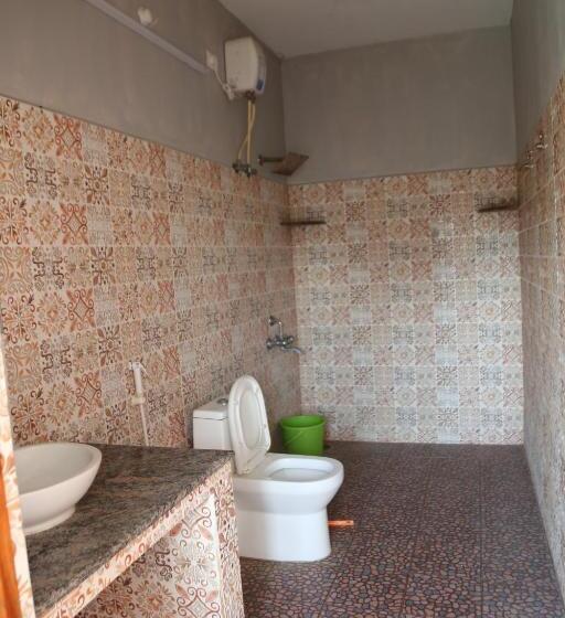 חדר משפחתי, Blissful Haven Art House   Near Entrance To Auroville