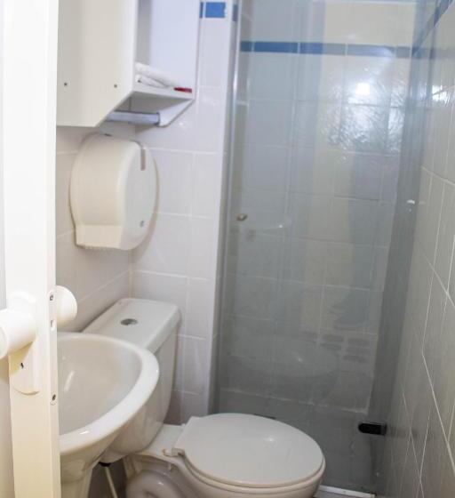 غرفة قياسية, Comfort House