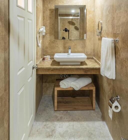 Quarto standard, Der Inn Hotel Konyaaltı