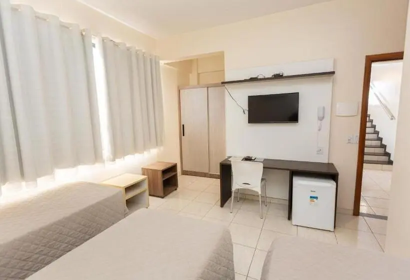 Habitació Triple Estàndard, Executivo