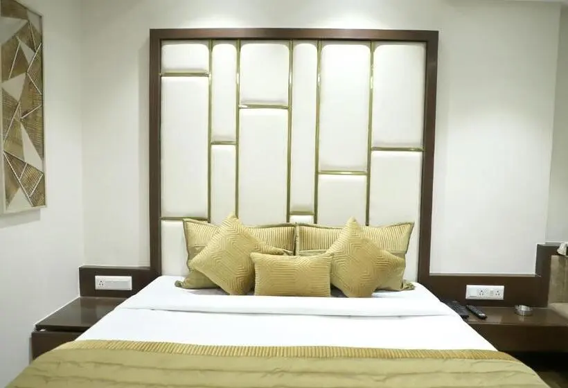 اتاق استاندارد با تخت بزرگ, Grand Girdhar