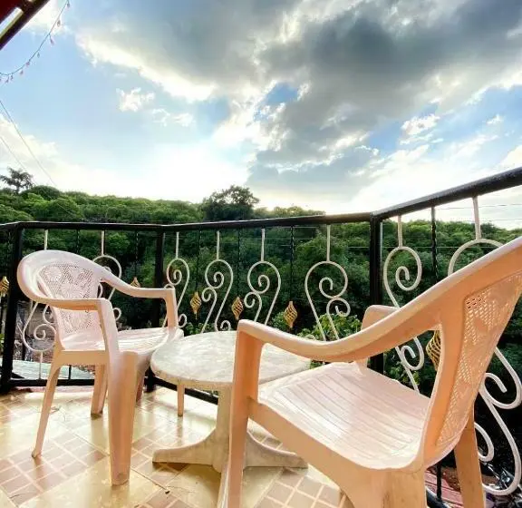 デラックスルーム, Mayuri Cottage