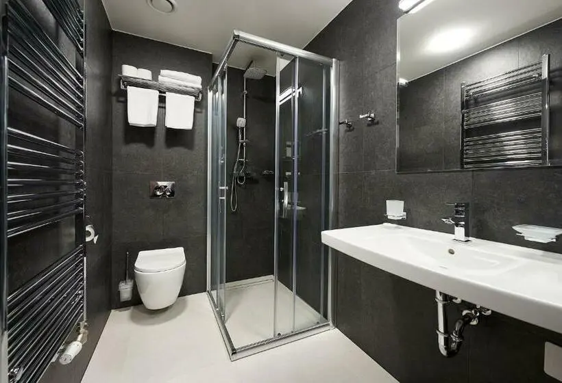 デラックスルーム, Wellness Hotel Queens