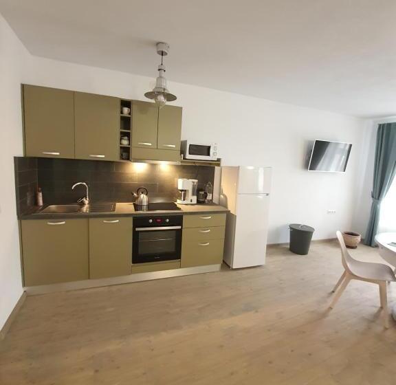 Апартаменты 2 Спальни, Dashaus