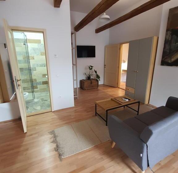 Апартаменты 2 Спальни, Dashaus