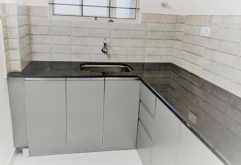 豪华套房, Adyar Plaza Inn By Rak Rooms, Mangaluru