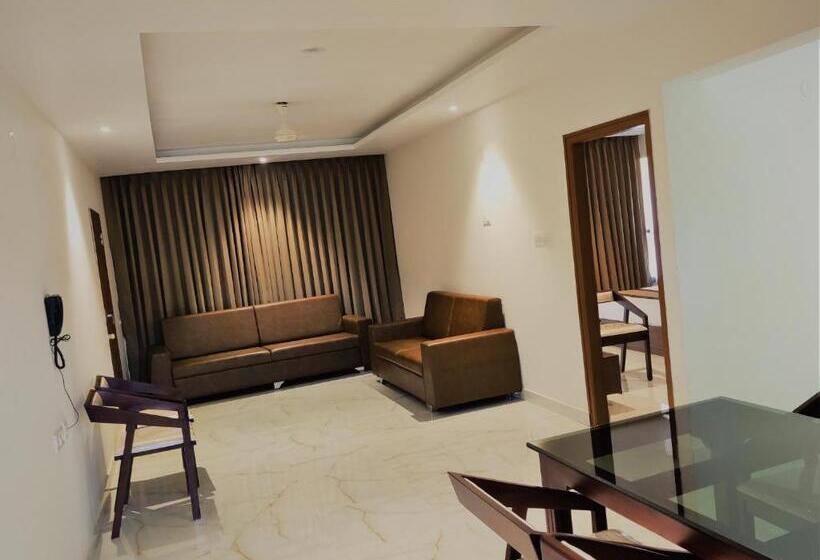 豪华套房, Adyar Plaza Inn By Rak Rooms, Mangaluru