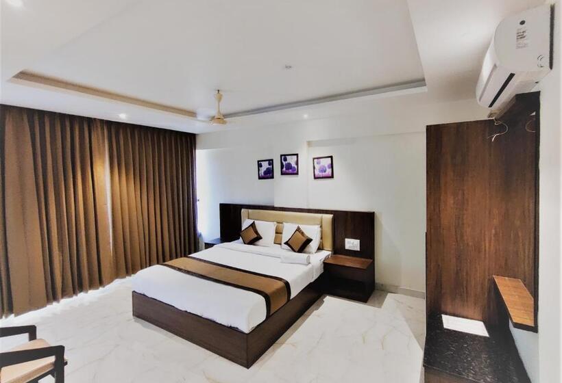 豪华套房, Adyar Plaza Inn By Rak Rooms, Mangaluru