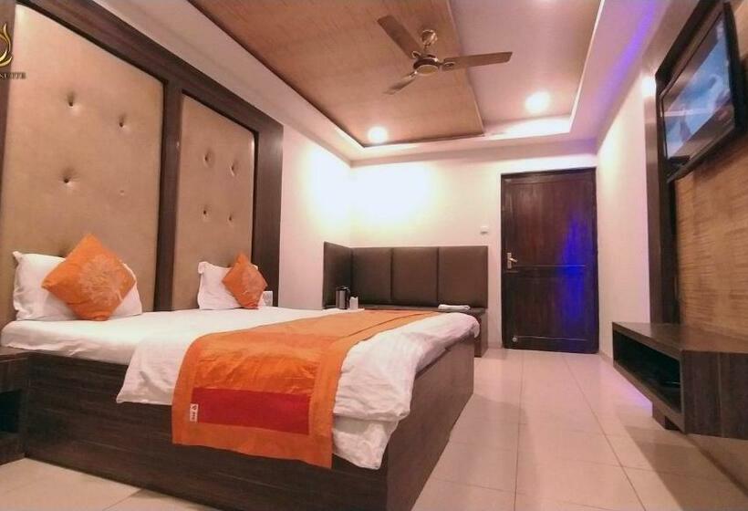 キングサイズベッドのスタンダードルーム, Gagan Suite