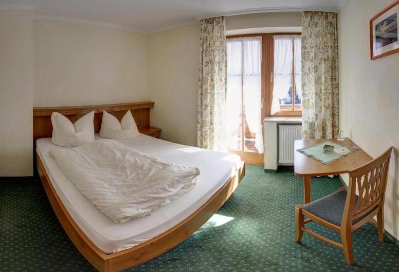 3 Kişilik Temel Oda, Gasthof Metzgerei Hirschbichler Chiemgau Karte