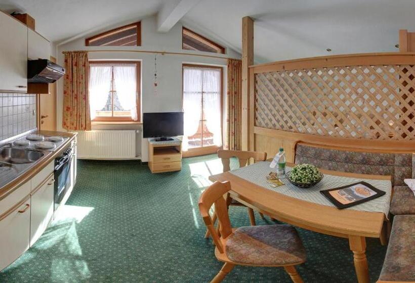 Balkonlu 1 Yatak Odalı Daire, Gasthof Metzgerei Hirschbichler Chiemgau Karte