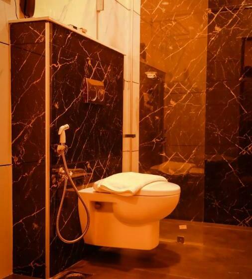 豪华房间, New York Square