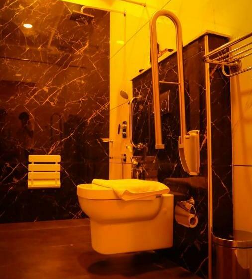 豪华房间, New York Square