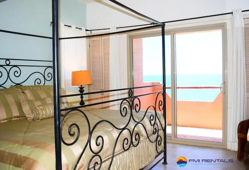 Huoneisto 2 Makuuhuonetta, Marina Pinacate B 307