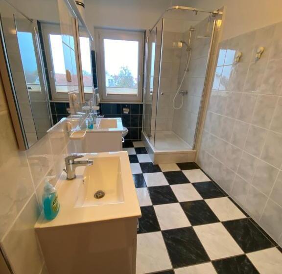 バスルーム共有のシングルスタンダード, Hostel, Gästehaus Zum Molenfeuer