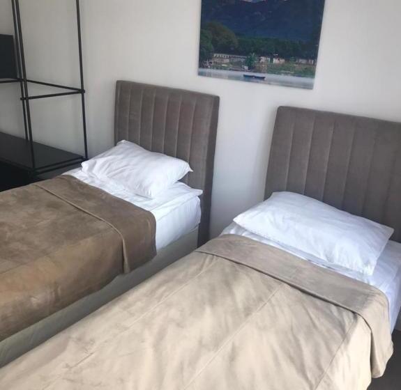 اتاق اکونومی, Sulu Hostel