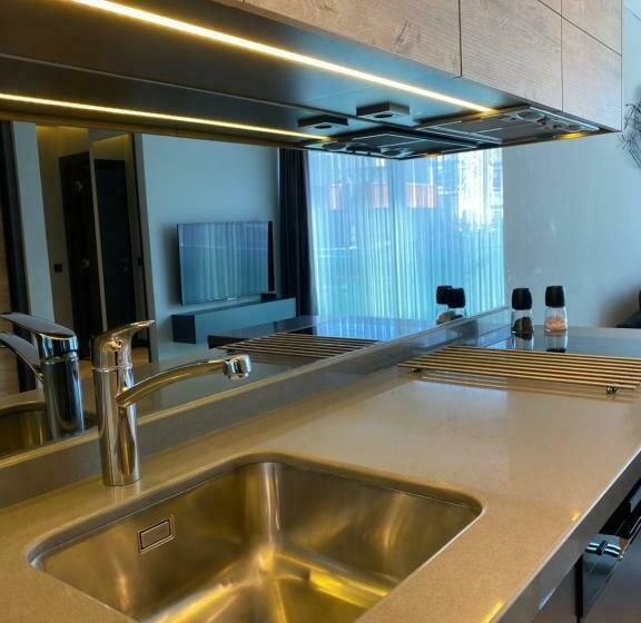 Suite Junior, Zsuites