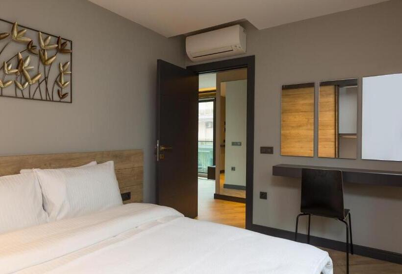 Suite Junior, Zsuites